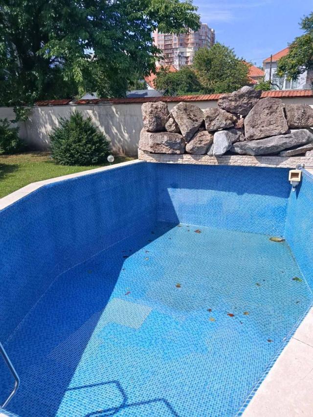 https://photo.capital.com.ua/foto_d/d55151515721.jpg