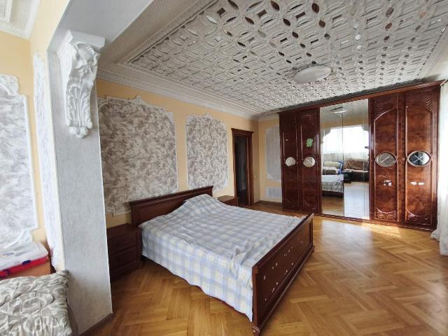 https://photo.capital.com.ua/foto_k/k55012339201.jpg