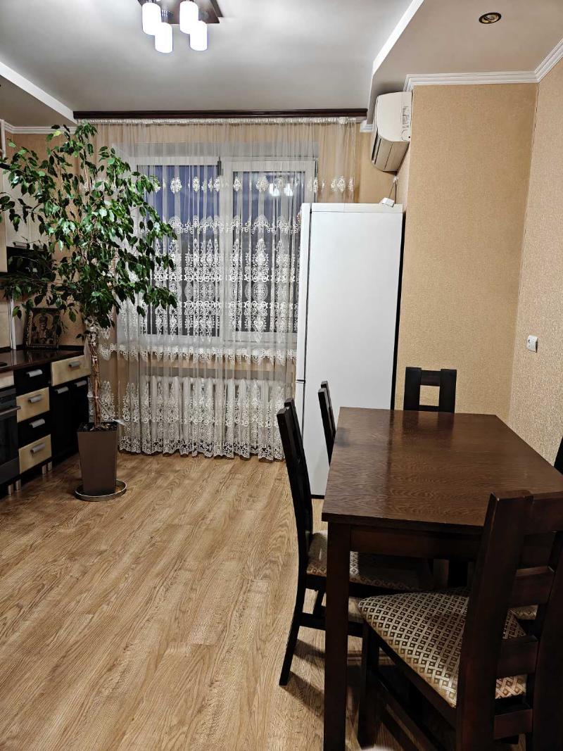 https://photo.capital.com.ua/foto_k/k550311700030407.jpg