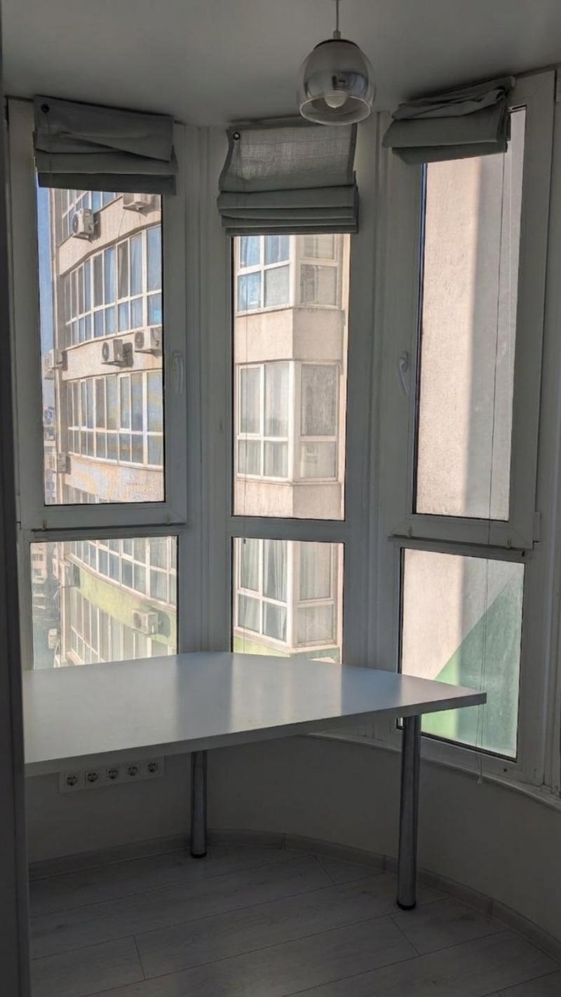 https://photo.capital.com.ua/foto_k/k55032935305.jpg