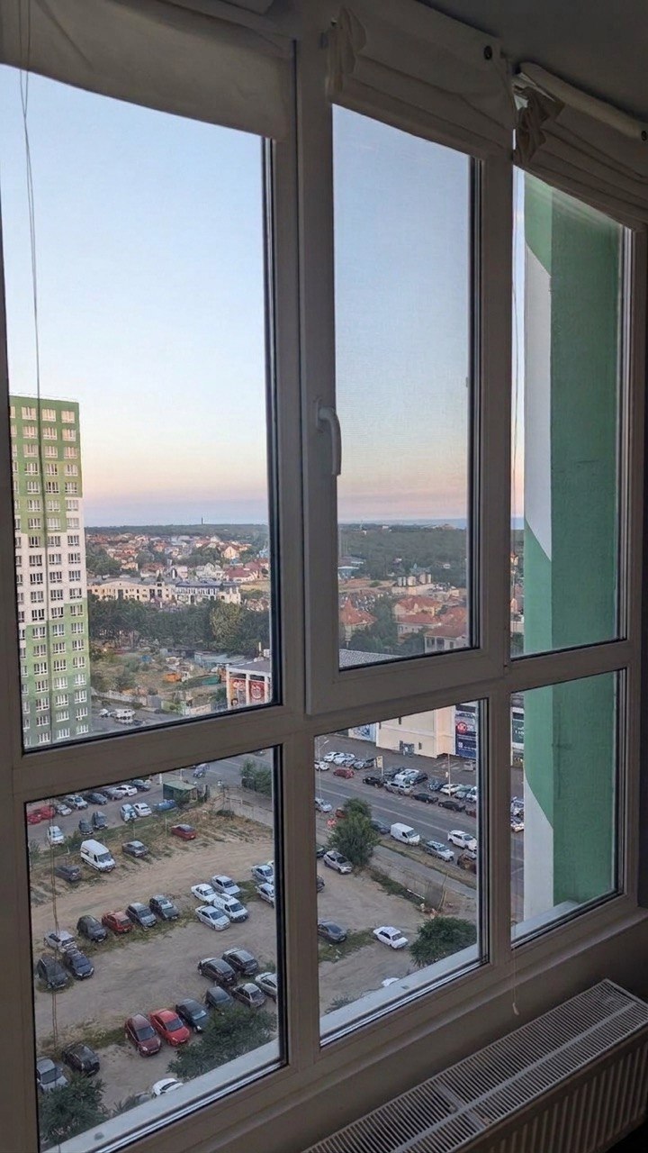https://photo.capital.com.ua/foto_k/k55032935312.jpg