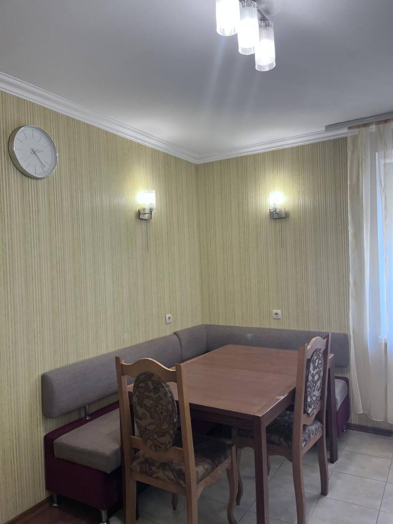 https://photo.capital.com.ua/foto_k/k55032937401.jpg