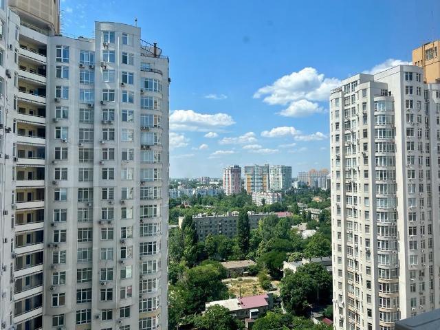https://photo.capital.com.ua/foto_k/k55042681501.jpg
