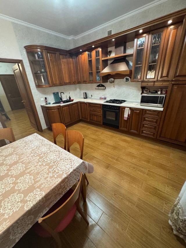 https://photo.capital.com.ua/foto_k/k55042683902.jpg
