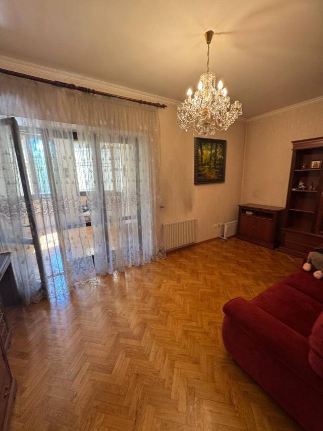 https://photo.capital.com.ua/foto_k/k55042683914.jpg