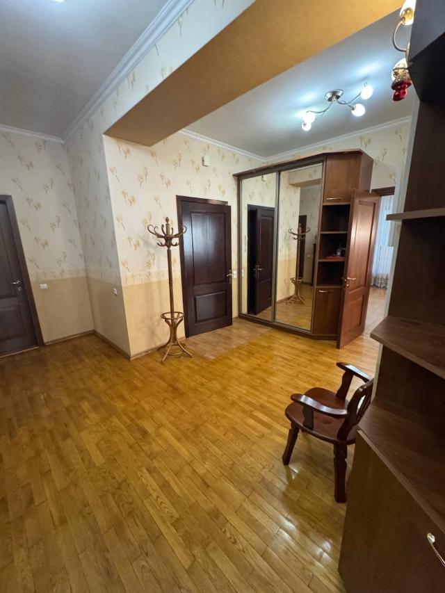 https://photo.capital.com.ua/foto_k/k55042683917.jpg
