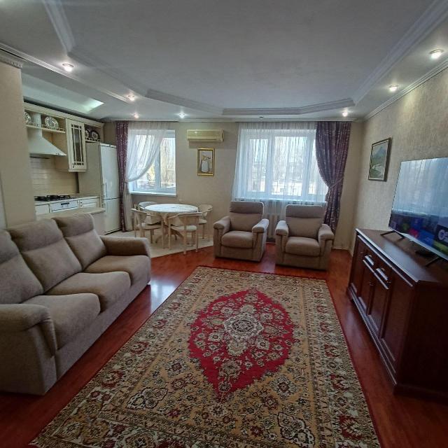 https://photo.capital.com.ua/foto_k/k55042697113.jpg