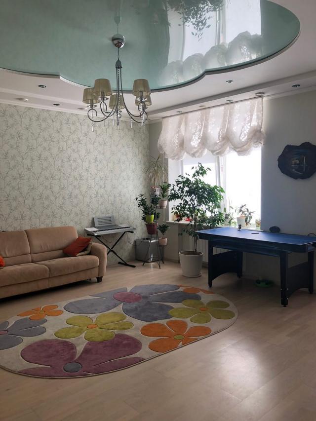 https://photo.capital.com.ua/foto_k/k55042702954.jpg
