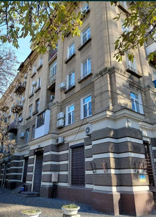 https://photo.capital.com.ua/foto_k/k55042704711.jpg