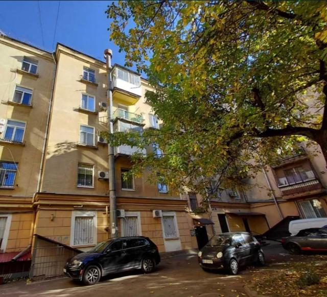 https://photo.capital.com.ua/foto_k/k55042704713.jpg