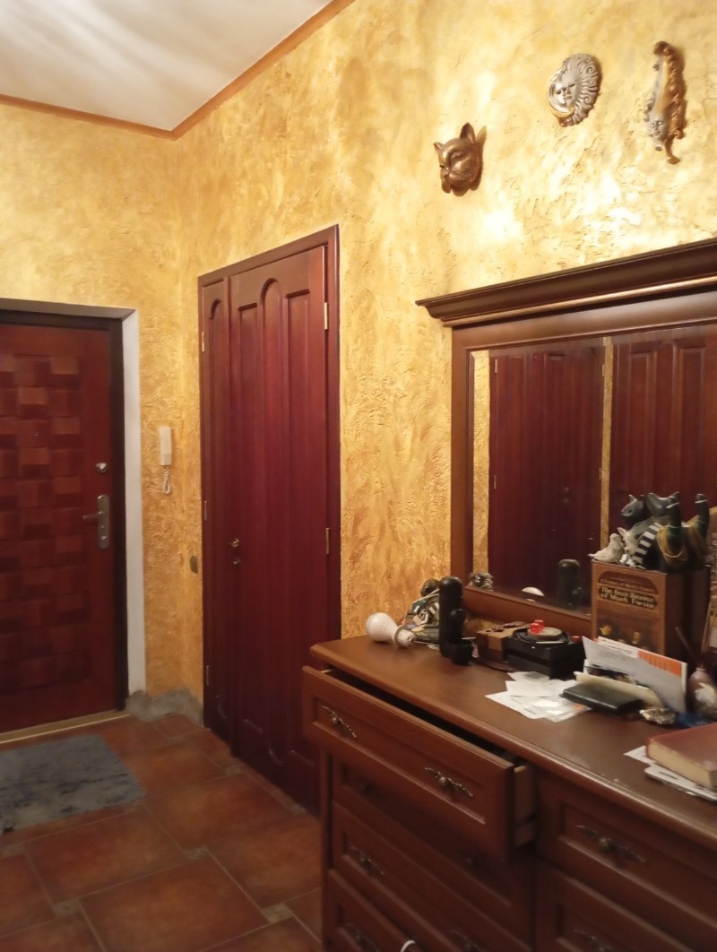 https://photo.capital.com.ua/foto_k/k55064067112.jpg