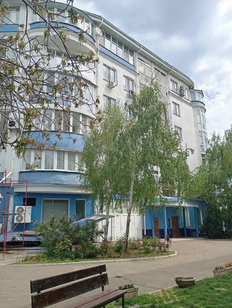 https://photo.capital.com.ua/foto_k/k55064067117.jpg