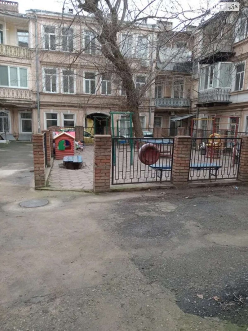 https://photo.capital.com.ua/foto_k/k55064075901.jpg