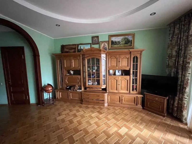https://photo.capital.com.ua/foto_k/k55064082202.jpg