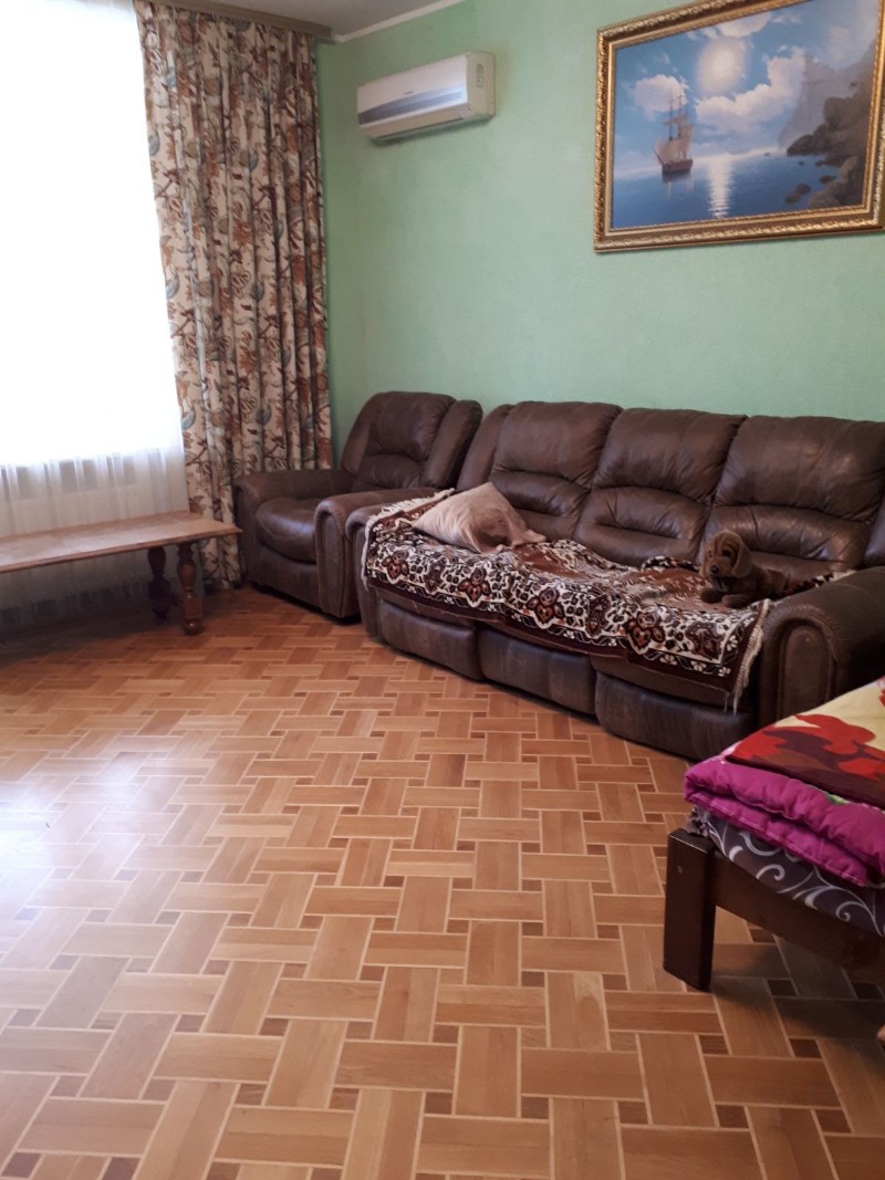 https://photo.capital.com.ua/foto_k/k55064082203.jpg