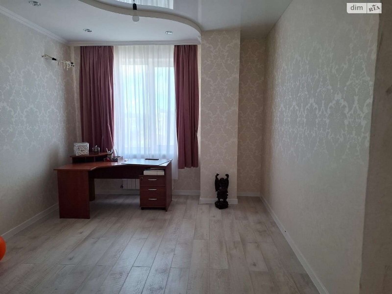 https://photo.capital.com.ua/foto_k/k55064083003.jpg