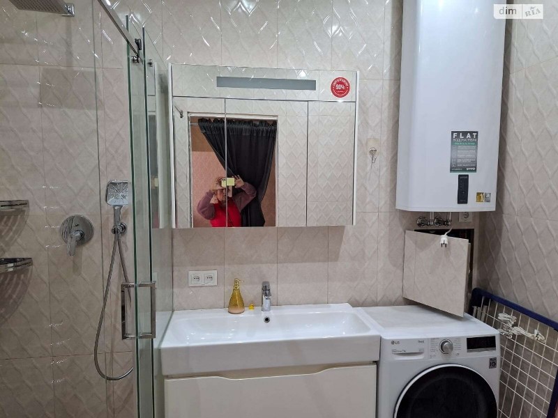 https://photo.capital.com.ua/foto_k/k55064083006.jpg