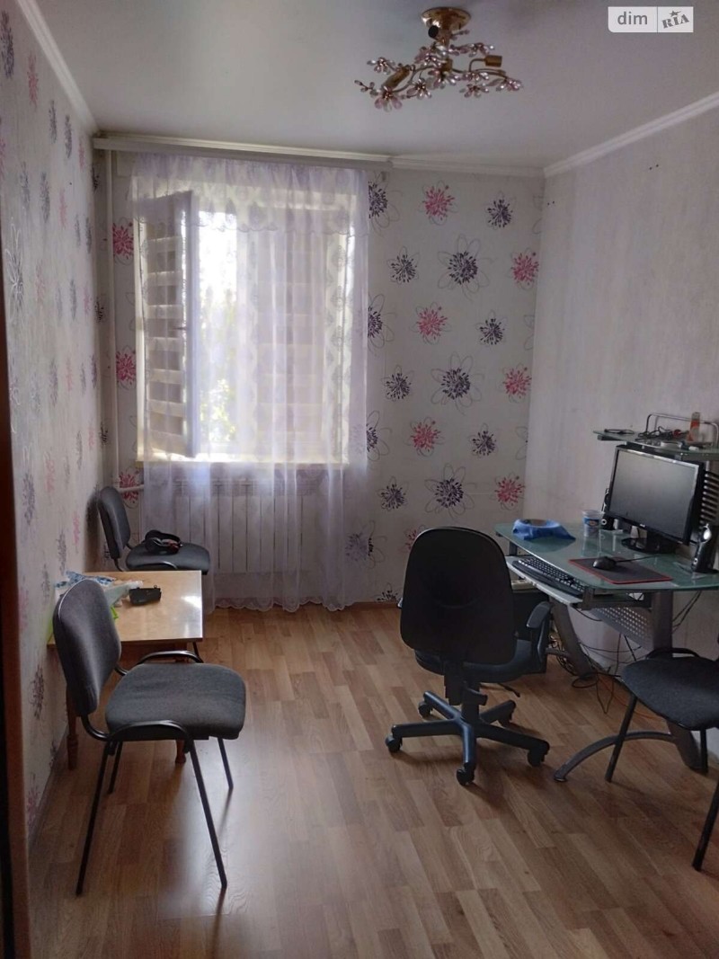 https://photo.capital.com.ua/foto_k/k55064084904.jpg