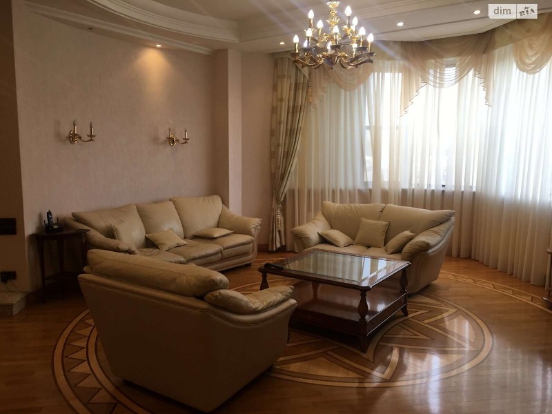 https://photo.capital.com.ua/foto_k/k55064093401.jpg