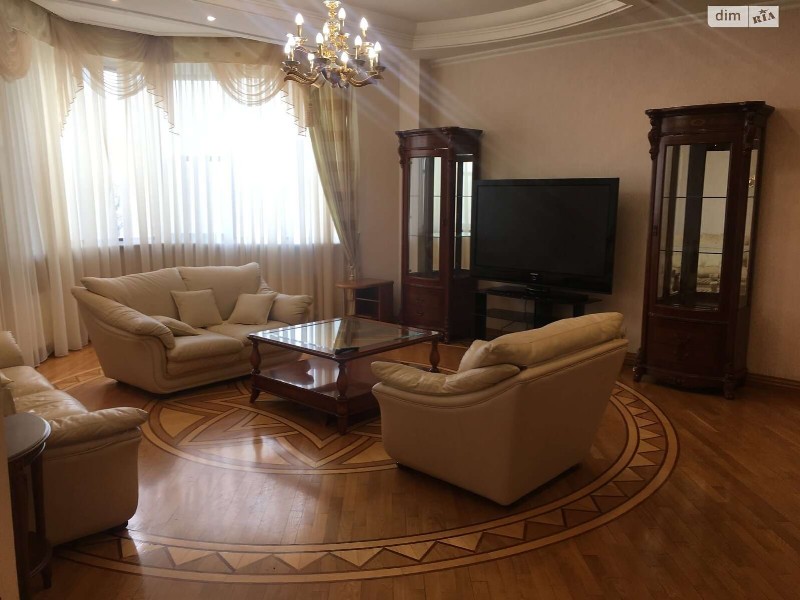 https://photo.capital.com.ua/foto_k/k55064093406.jpg