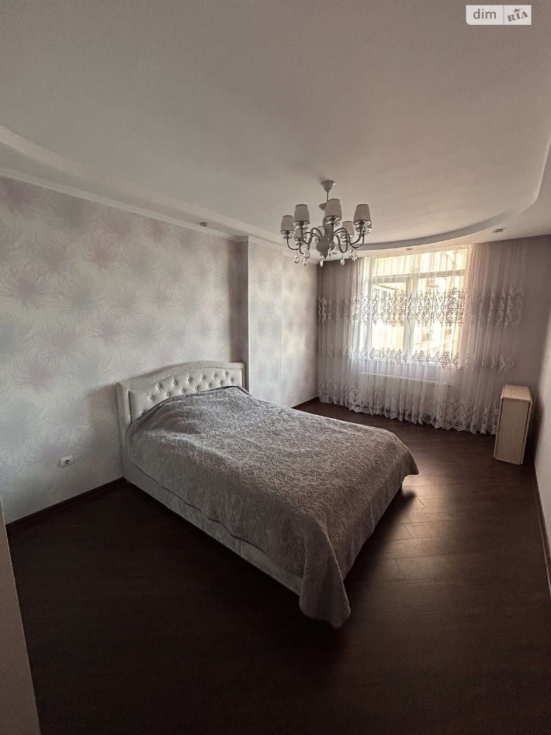 https://photo.capital.com.ua/foto_k/k55064103403.jpg