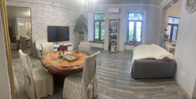 https://photo.capital.com.ua/foto_k/k55072667309.jpg