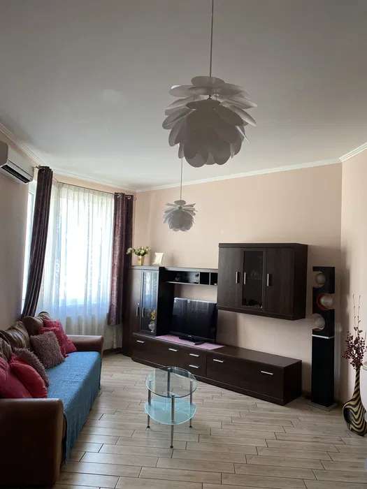 https://photo.capital.com.ua/foto_k/k55072818108.jpg