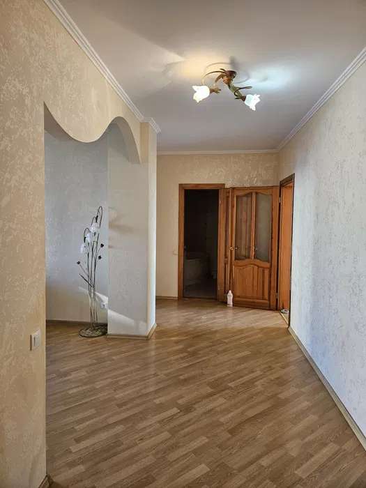 https://photo.capital.com.ua/foto_k/k55072823918.jpg