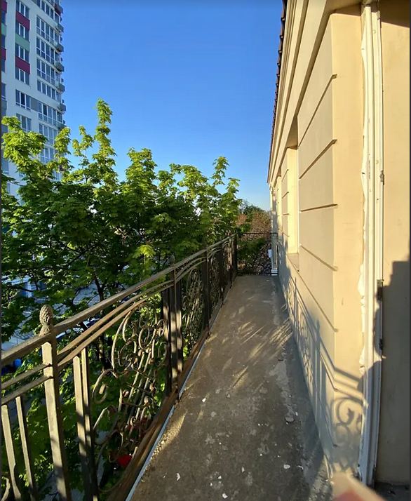 https://photo.capital.com.ua/foto_k/k55072833907.jpg