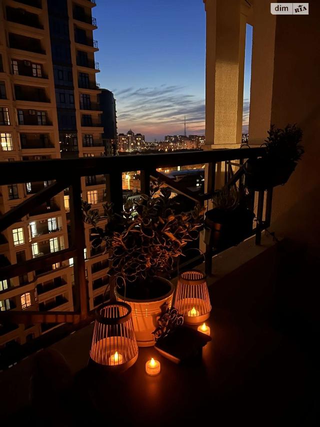 https://photo.capital.com.ua/foto_k/k55072871209.jpg