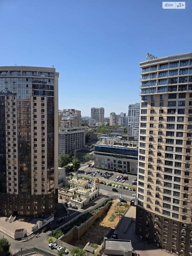 https://photo.capital.com.ua/foto_k/k55072871610.jpg