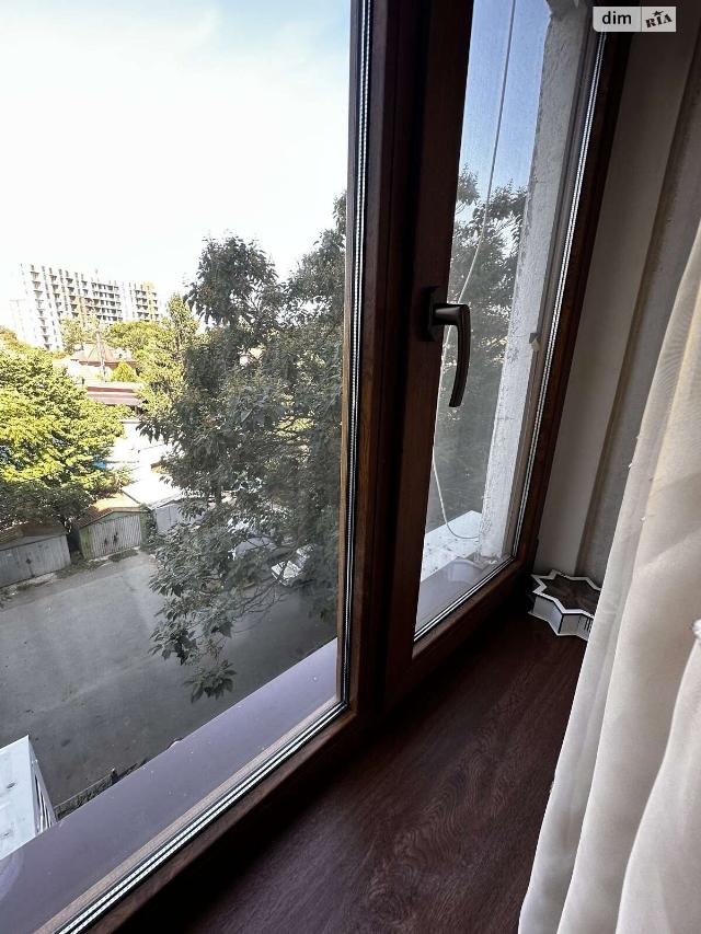 https://photo.capital.com.ua/foto_k/k55072873710.jpg