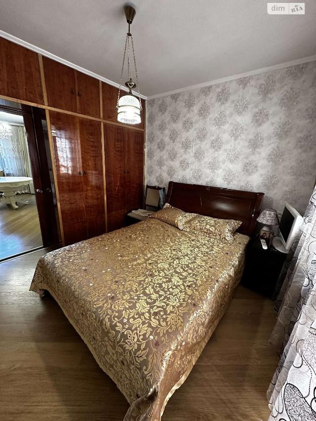 https://photo.capital.com.ua/foto_k/k55072873716.jpg