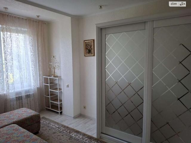https://photo.capital.com.ua/foto_k/k55072875204.jpg