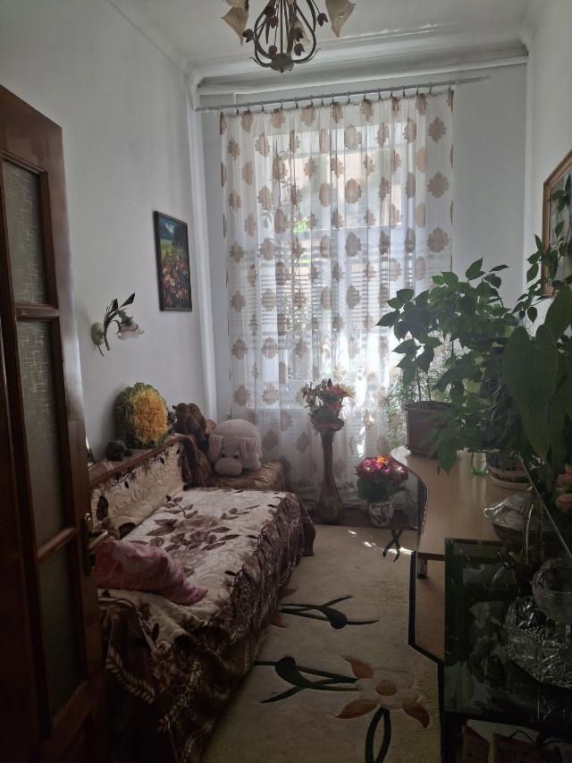 https://photo.capital.com.ua/foto_k/k55082989012.jpg
