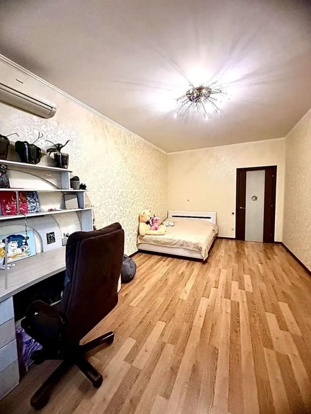 https://photo.capital.com.ua/foto_k/k55082997205.jpg