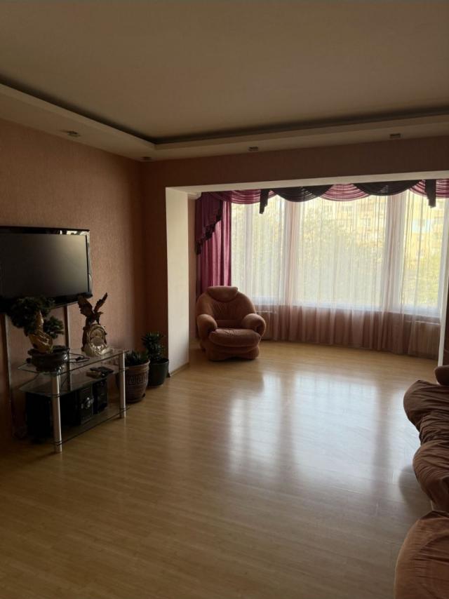 https://photo.capital.com.ua/foto_k/k55113814201.jpg