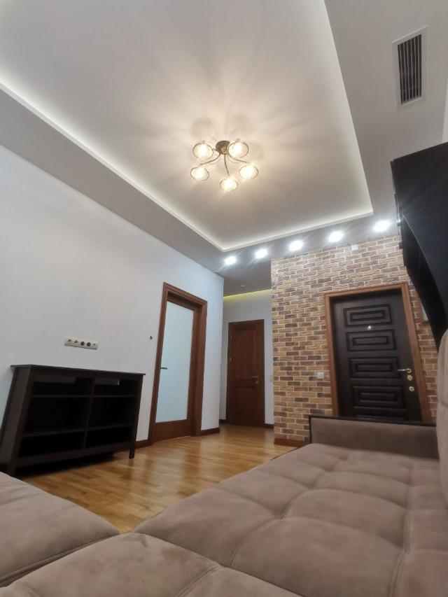 https://photo.capital.com.ua/foto_k/k55113842803.jpg