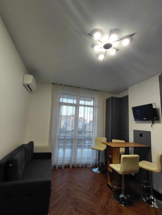 https://photo.capital.com.ua/foto_k/k55113843506.jpg