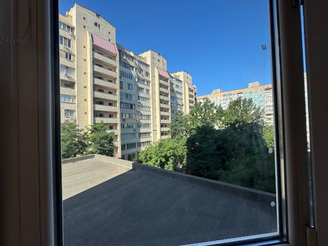 https://photo.capital.com.ua/foto_k/k55113848611.jpg