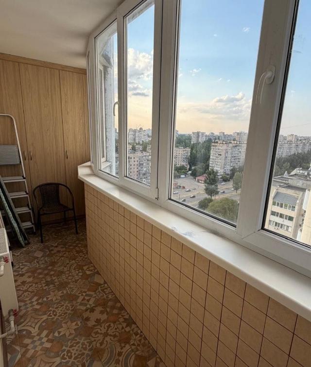 https://photo.capital.com.ua/foto_k/k55113849013.jpg