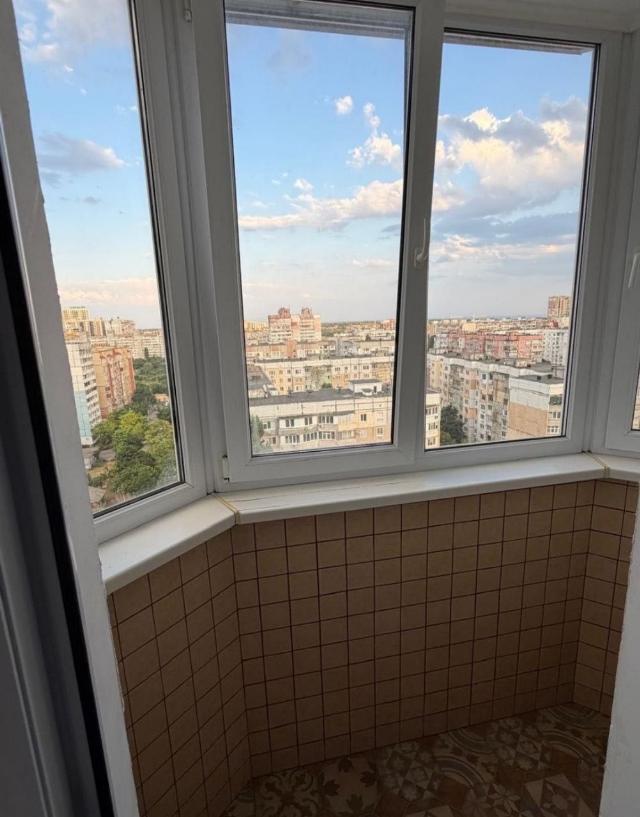 https://photo.capital.com.ua/foto_k/k55113849014.jpg