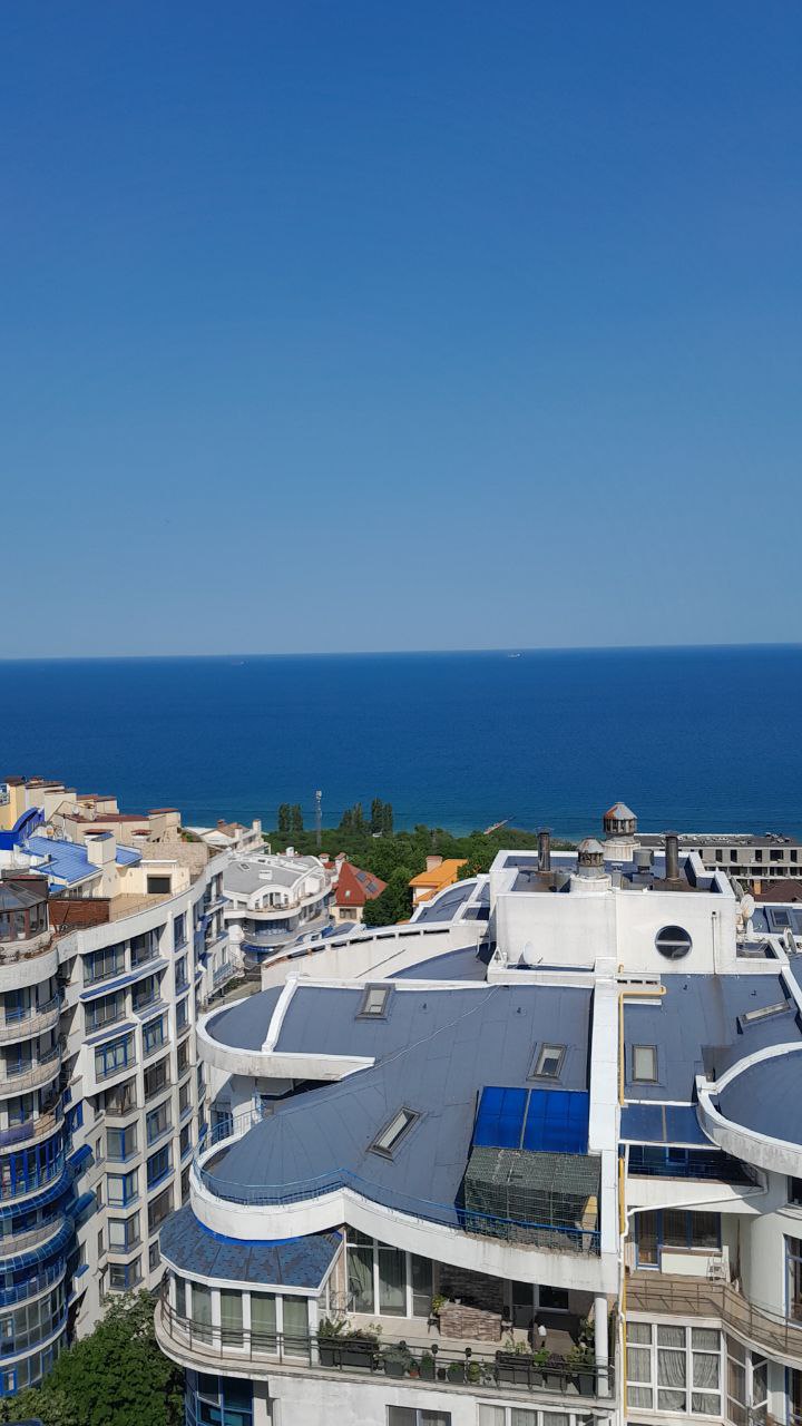 https://photo.capital.com.ua/foto_k/k55142878816.jpg
