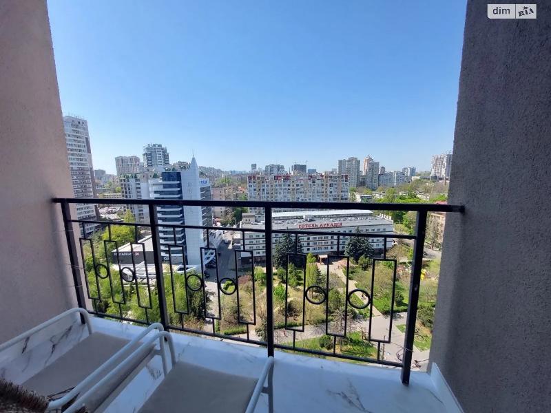 https://photo.capital.com.ua/foto_k/k55142879605.jpg