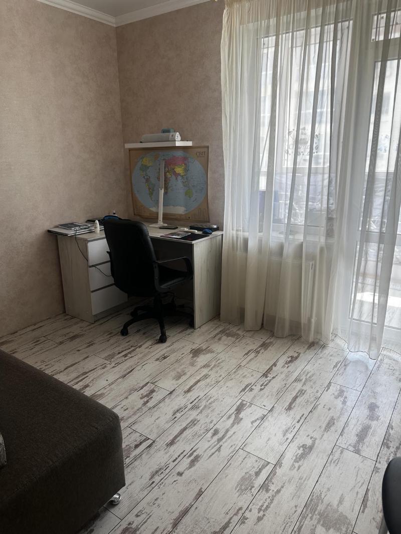 https://photo.capital.com.ua/foto_k/k55142881304.jpg