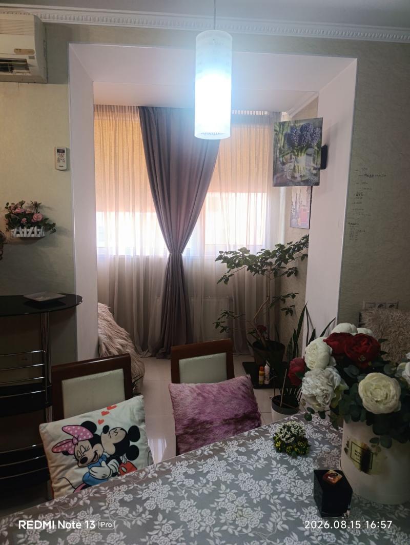 https://photo.capital.com.ua/foto_k/k55142886903.jpg