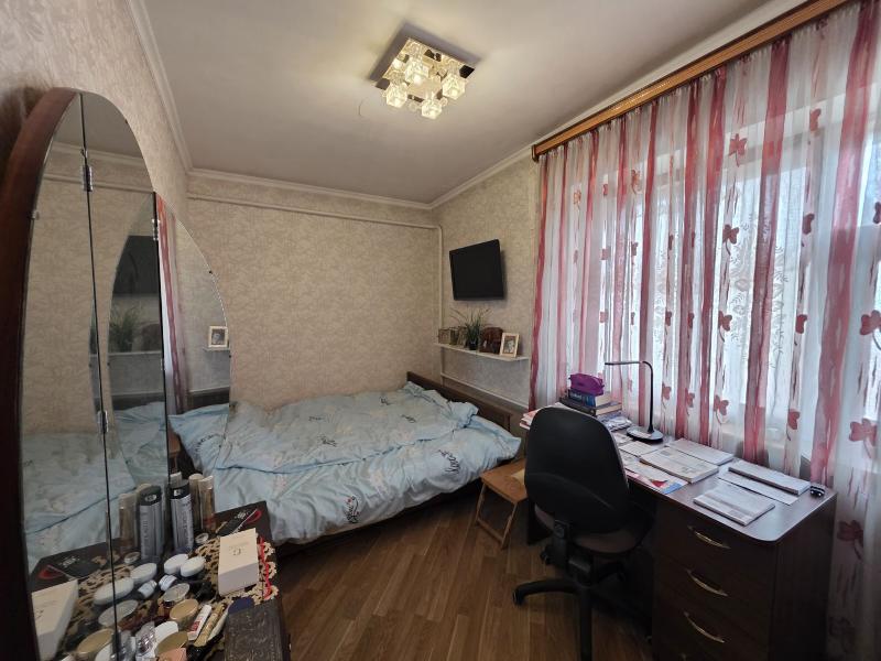 https://photo.capital.com.ua/foto_k/k55142887220.jpg