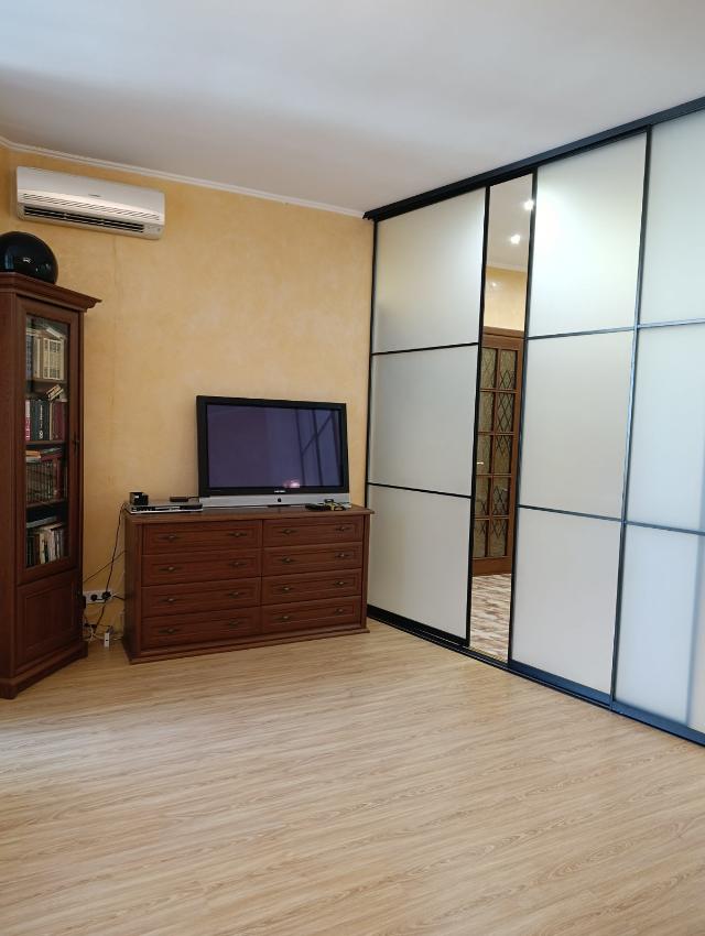https://photo.capital.com.ua/foto_k/k55153609722.jpg