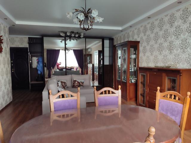 https://photo.capital.com.ua/foto_k/k55153621204.jpg