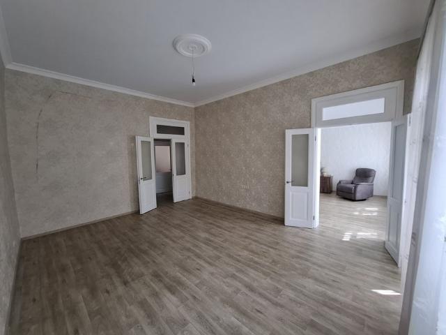 https://photo.capital.com.ua/foto_k/k55153646910.jpg